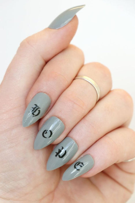 STICKER - OLD ENGLISH ALPHABET HOLOGRAPHIC | SET 8 PCS