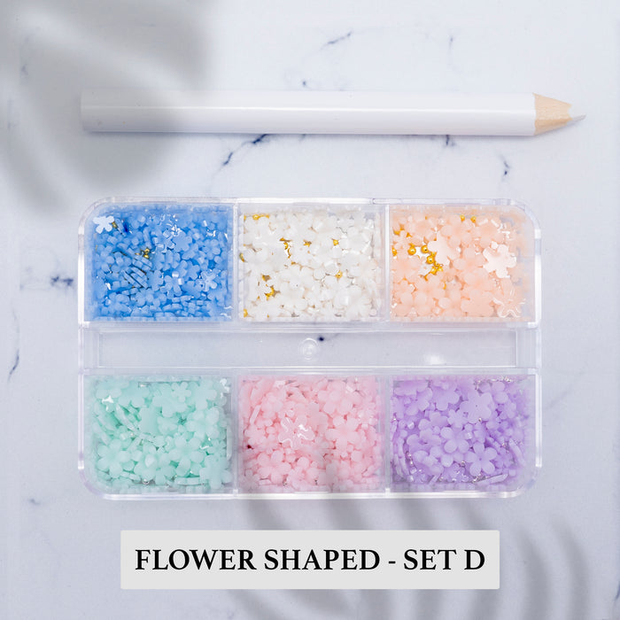 FLOWER SHAPED NAIL ART DECORATION