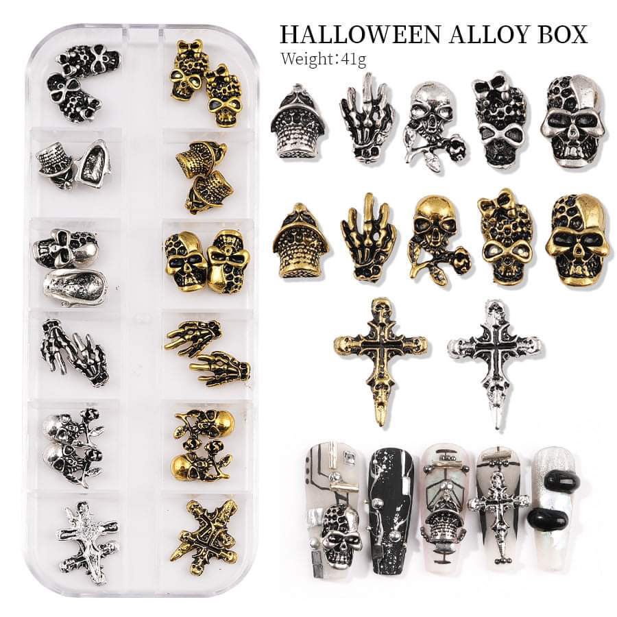 Hộp 12 mặt dây chuyền Halloween 3D vàng bạc
