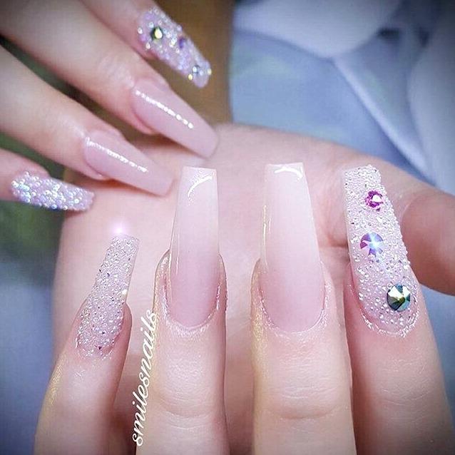 Đá kim cương mặt sau phẳng