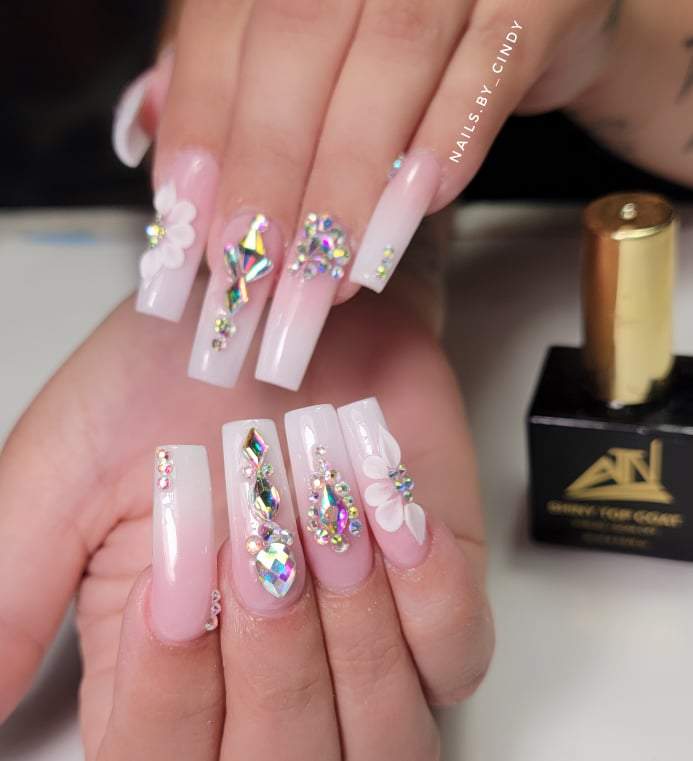 Đá kim cương mặt sau phẳng
