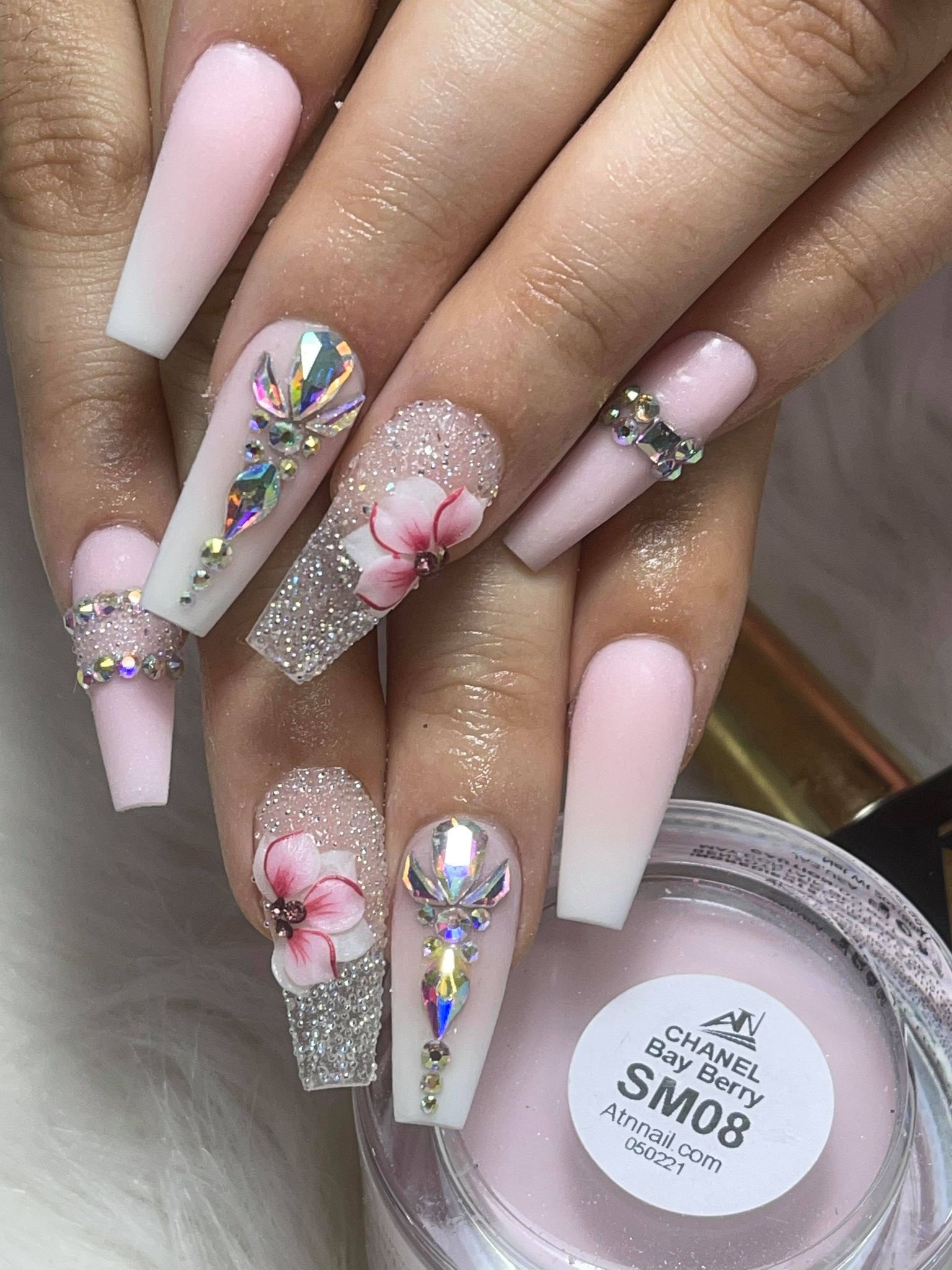 Đá kim cương mặt sau phẳng