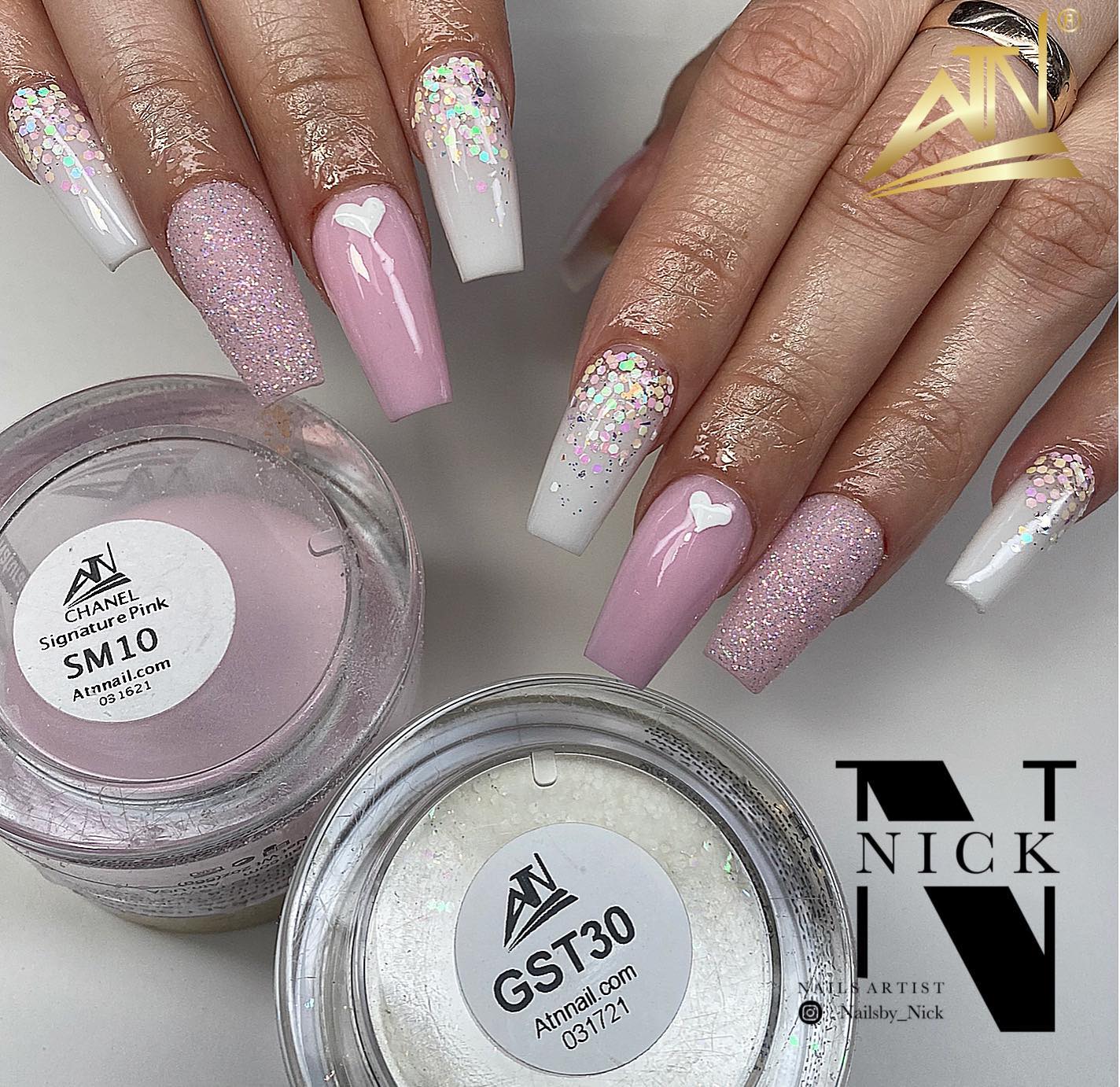 Signature Acrylic Powder – 18 Colors