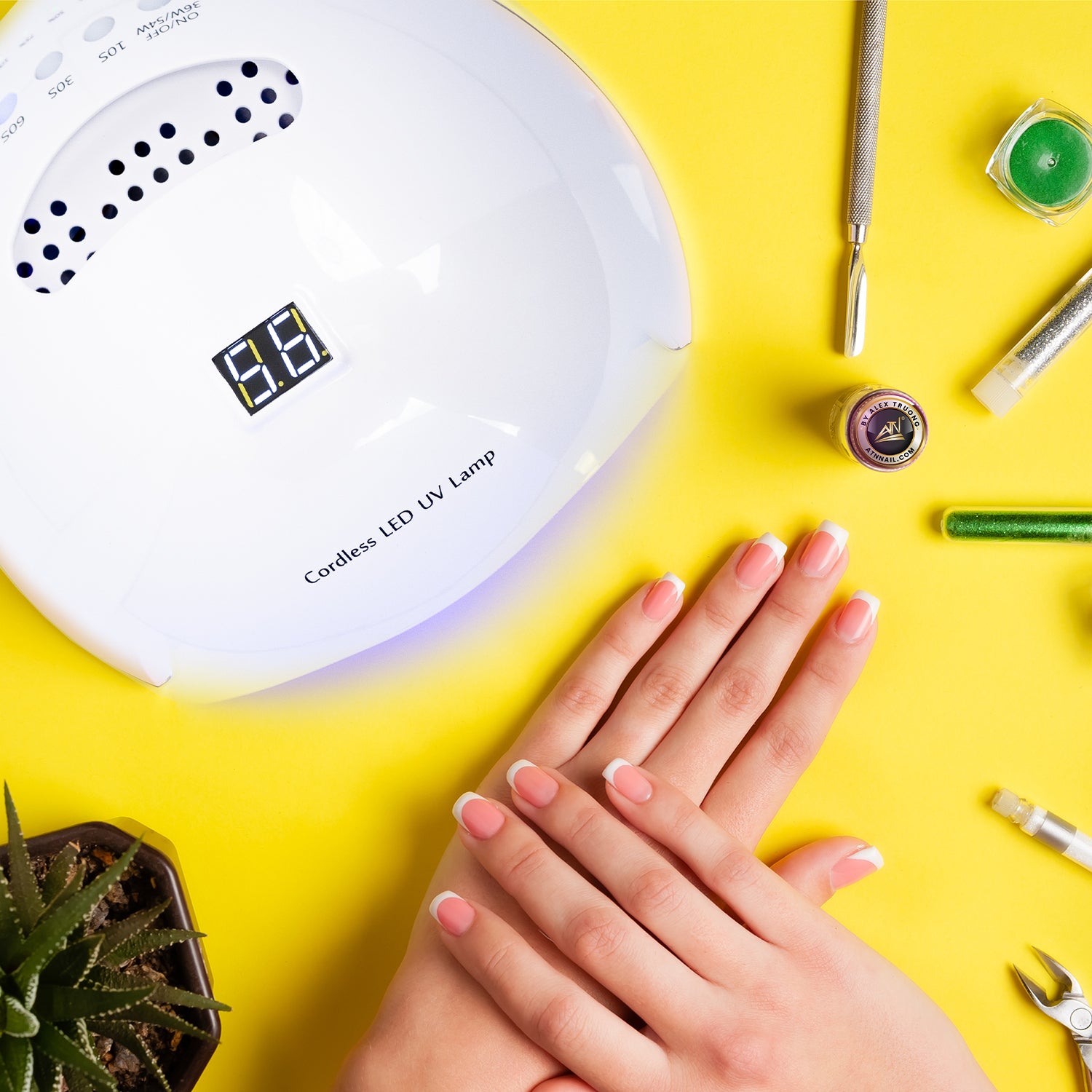 Cordless Rechargeable LED/UV Nail Lamp 36W/54W