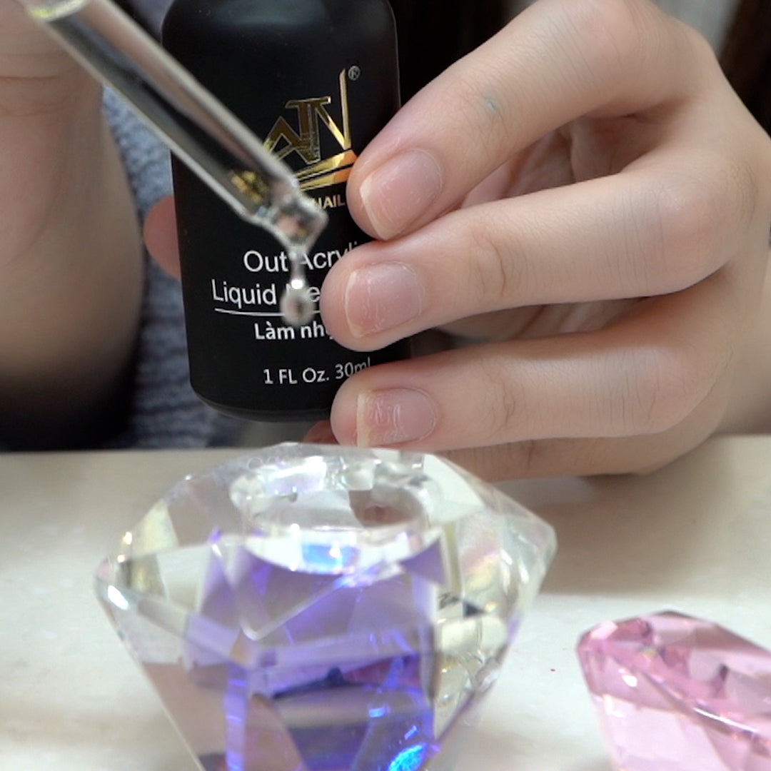 Out Acrylic Liquid Neutralizer | Fresh Apple Scent
